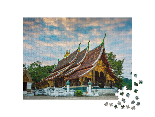 Puzzle 1000 Teile „Goldener Stadttempel Wat Xieng Thong, Luang Prabang, Laos“