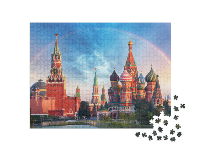 Puzzle 1000 Teile „Panoramablick auf den Roten Platz mit Moskauer Kreml und Regenbogen“