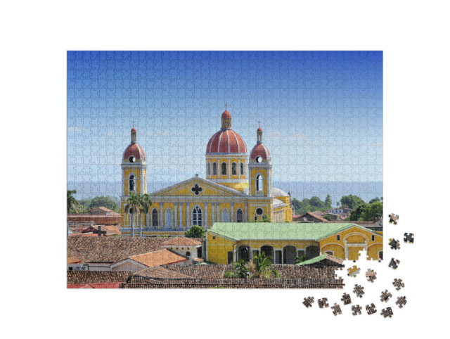 Puzzle 1000 Teile „Kathedrale von Granada, Nicaragua, Mittelamerika“