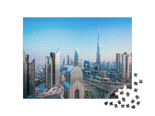 Puzzle 1000 Teile „Skyline des Stadtzentrums von Dubai bei Sonnenuntergang“