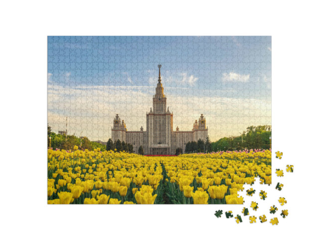 Puzzle 1000 Teile „Tulpenblüte zum Frühjahr an der Moscow State University, Moskau, Russland“