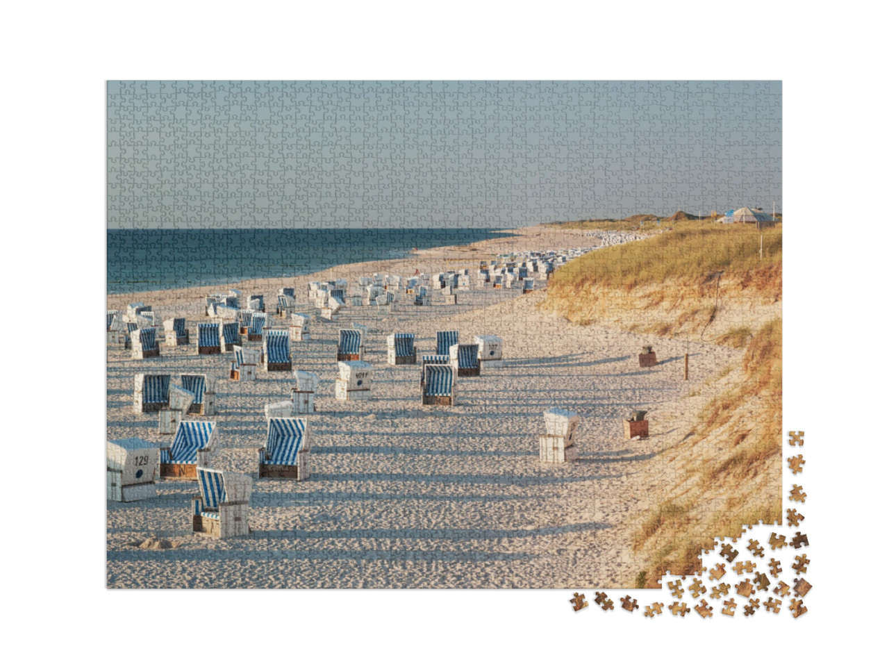 Puzzle 2000 Teile „Strand mit Strandkörben im Abendlicht bei Kampen auf Sylt“