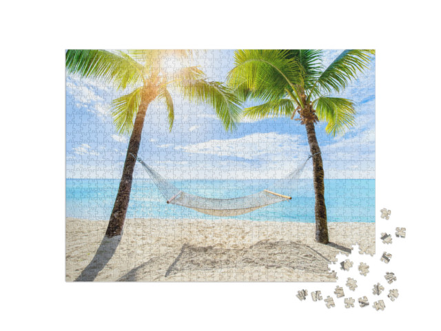 Puzzle 1000 Teile „Hängematte zwischen zwei Kokosnussbäumen auf einer tropischen Insel“