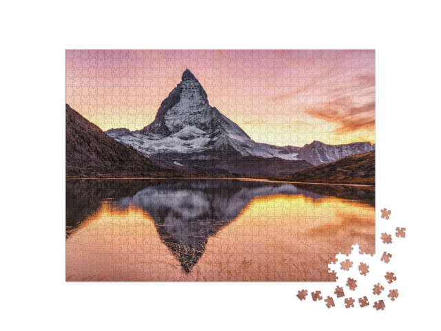 Puzzle 1000 Teile „Prächtiger Sonnenuntergang am Matterhorn und Riffelsee, Schweiz“