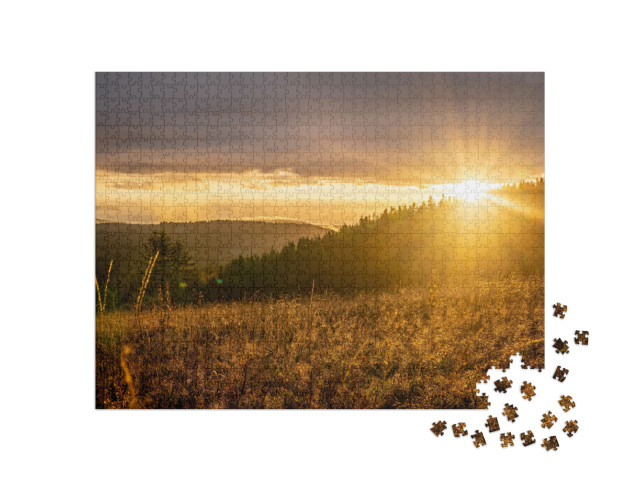 Puzzle 1000 Teile „Sonnenuntergang auf dem Feldberg im Südschwarzwald, Deutschland“