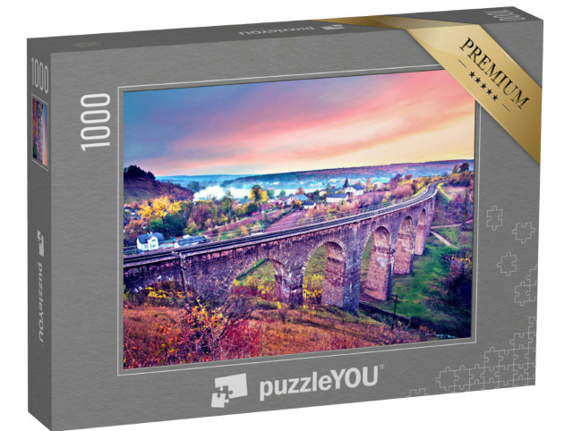 Puzzle 1000 Teile „Herbstlandschaft mit Viadukt und Eisenbahnstrecke bei Sonnenuntergang, Ukraine“