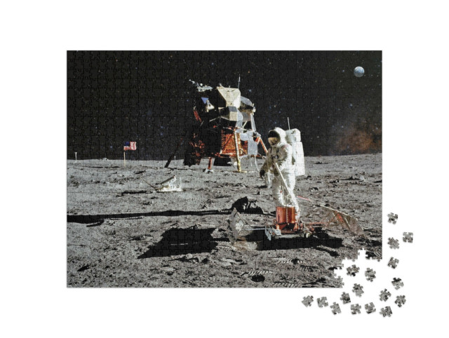 Puzzle 1000 Teile „Astronaut bei der Mondlandemission, NASA-Bildmaterial“