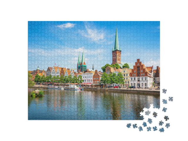 Puzzle 1000 Teile „Panoramablick auf die historische Skyline der Hansestadt Lübeck“