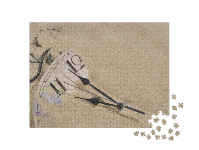 Puzzle 1000 Teile „Analoge Wanduhr unter dem Sand vergraben, schwarze Zeiger“