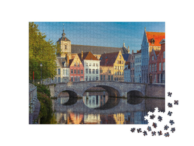 Puzzle 1000 Teile „Steinbrücke und mittelalterliche farbige Häuser in Brüssel, Belgien“