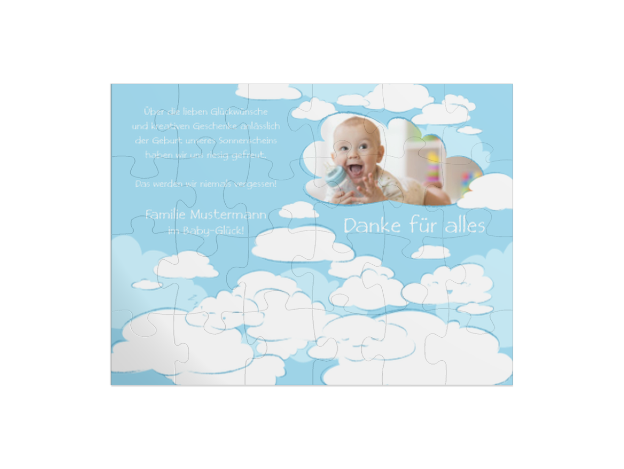 "Happy Clouds" in Querformat hellblau