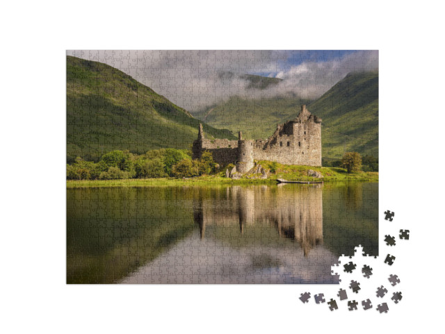 Puzzle 1000 Teile „Spiegelung von Kilchurn Castle im Loch Awe, Highlands, Schottland“