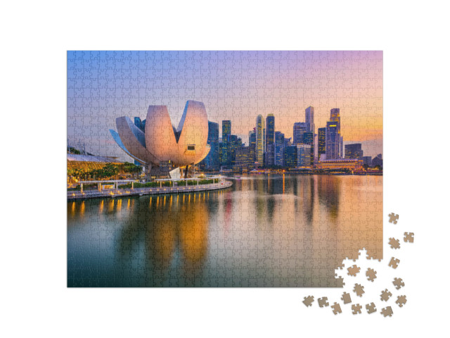 Puzzle 1000 Teile „Die Skyline von Singapur am Yachthafen in der Dämmerung“