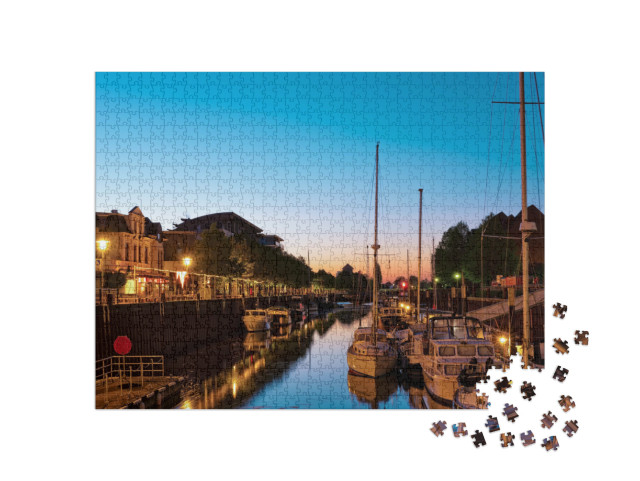 Puzzle 1000 Teile „Schöner Sonnenaufgang am Oldenburger Yachthafen“
