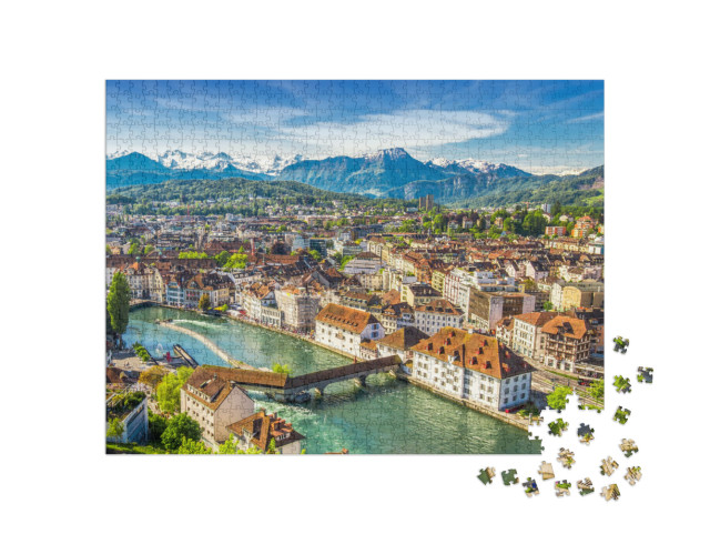 Puzzle 1000 Teile „Blick auf den Pilatus und das historische Stadtzentrum von Luzern, Schweiz“