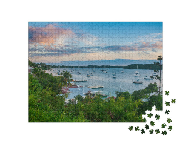 Puzzle 1000 Teile „Die Bucht von Neiafu nach Sonnenuntergang, Vava'u-Inseln, Tonga, Südpazifik“