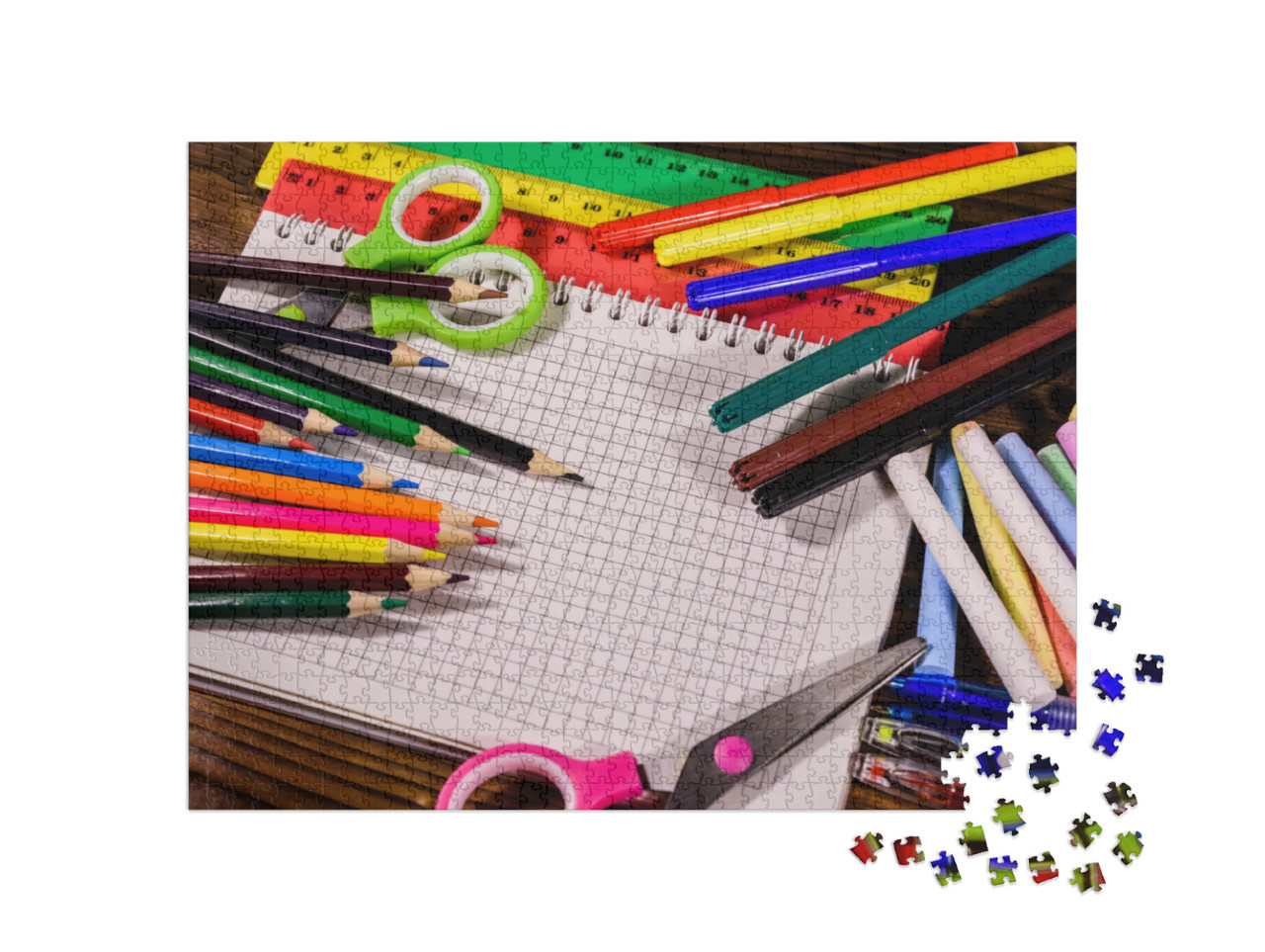 Puzzle 1000 Teile „Schulsachen auf dunklem Holztisch“